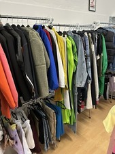 Restposten-Marken-Kleidung ( Outlet Box )für reseller‼️Uvp Wert Min. 500€‼️