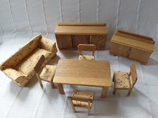 Altes Wohnzimmer Esszimmer Schränke Tisch Sofa Stühle Papierpolsterung 40/50er