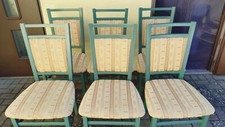 Biete 6 Esszimmerstühle mit Gebrauchsspuren zum Verkauf.