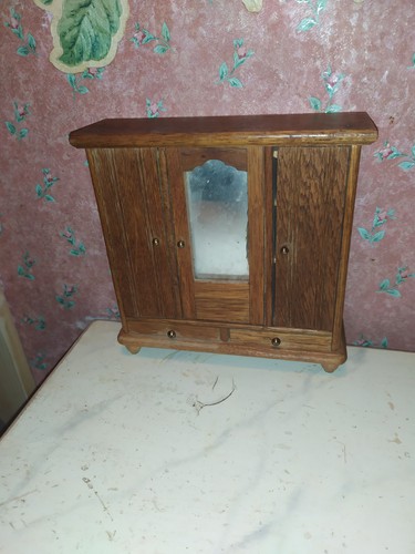Alter schrank 1920 - alter, um