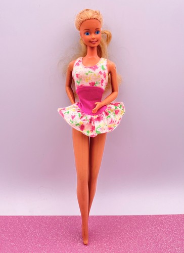 Alte barbie puppenkleidung - alte,