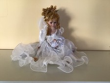 Antike Puppe aus Porzelan