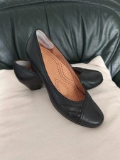 Damenschuhe aus echtem Leder