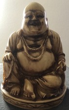 Buddha 1,88 kg 17 cm hoch, 13 cm breit, 11 cm tief - vermutlich aus Speckstein