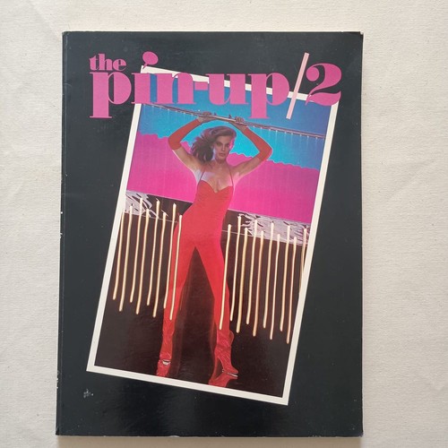 The pin universe books - /,