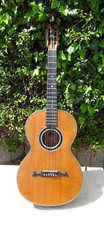 Alte Gitarre Wandergitarre