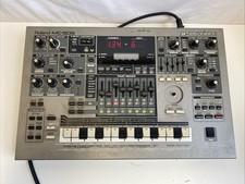 Roland MC-505 Groovebox with