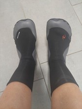 RIP CURL  Dive Boots 5mm SIZE 7 Neopren Fußlinge Neuwertig Schwimm- Wasserschuhe