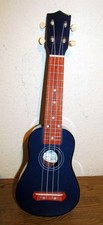 Sopran Ukulele (dunkelblau) MSA + Tasche