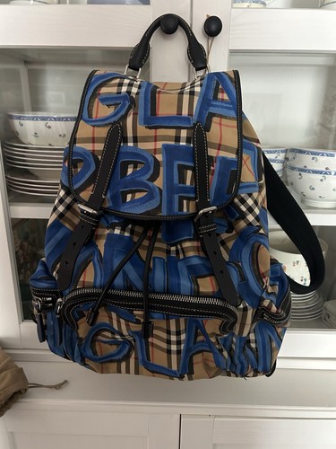 Original burberry graffiti - original,