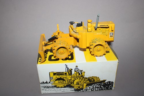 Nzg 135 caterpillar - 1:50, no