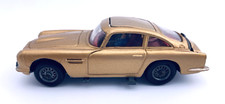 1:43 - Corgi Toys 270 Aston