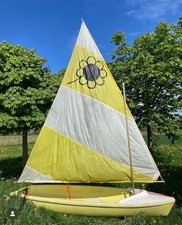 Sunflower Segelboot mit