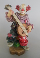 Clown mit Musikinstrument 24