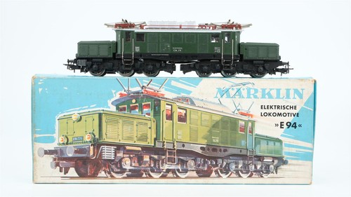 Märklin 3022 lok - 3022, e94
