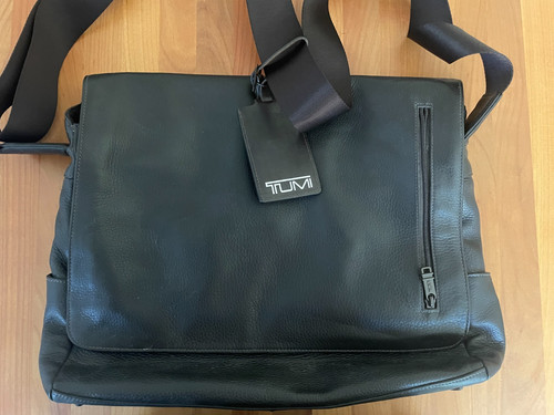 Tumi luxury men messenger - men’s,