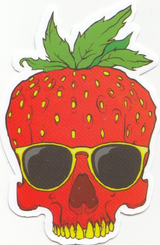 Strawberry skull - 💀,