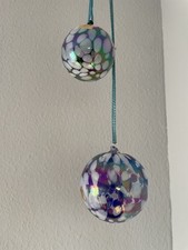 2 mundgeblasene Glaskugeln