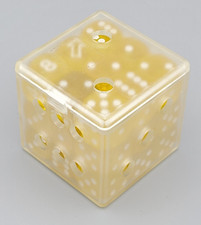 Warhammer Dice Cube ( 2006 ) - 27x Würfel Gelb ( Davon 2x Spezialwürfel )  12mm