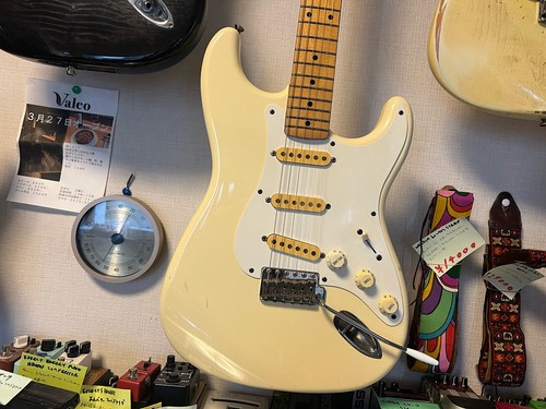 Squier fender stratocaster - squier, by