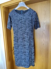 Kleid von friendtex, silbergrau-schwarz gemustert, Gr.36, knielang 