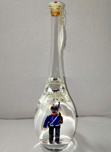 Mundgeblasene flasche mit - mundgeblasene,