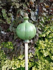 Große Gartenkugel aus Keramik