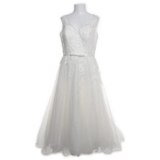 Valerie, Hochzeitskleid