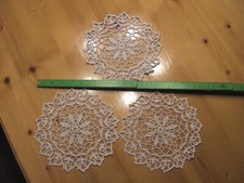 3 kleine Deckchen aus Omas