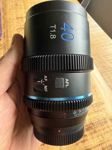 Sirui 40mm anamorphic - t1.8,