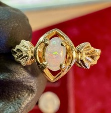 Black Hills Gold 10k zwei Blatt natürlicher Opal Ring Größe 7 1/4 Video hinzugefügt!