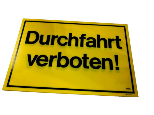 Hinweisschild durchfahrt - hinweisschild,