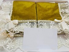 Samt Tischdecke mit Spitze -