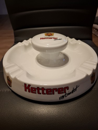 Stammtisch aschenbecher
