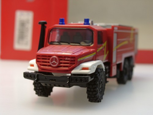 Herpa mercedes benz zetros - herpa,