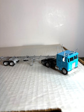 HERPA #????   Freightliner 10