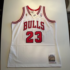 Michael Jordan 23 Mitchell &