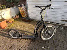 Yedoo Mezeq Tretroller, Modell 2023, neuwertig, schwarz