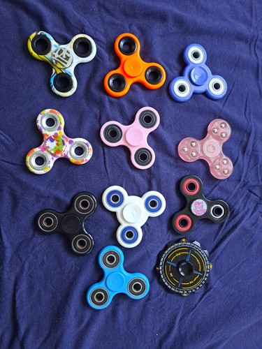Metall fidget hand spinner - hand,