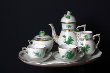 Herend Mokkaservice für 2 Personen Dekor Apponyi grün Top Zustand