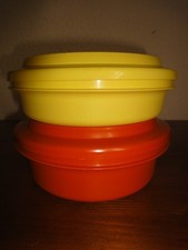 Tupperware  Seal N Serv