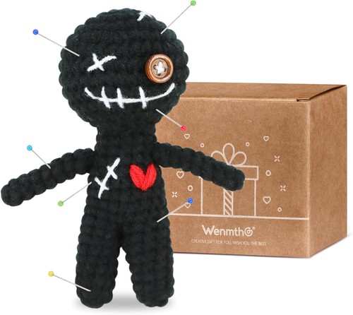 Handgefertigte voodoo puppe - voodoo,