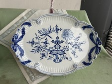 Schönes großes Meissen Tablett in Dekor Zwiebelmuster