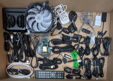 Elektronik-Set  Adapters/Akkus unbekannten/verschiedene Modelle-A