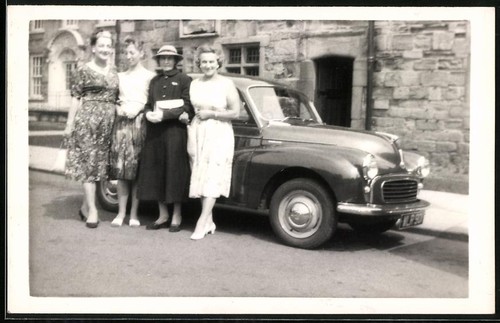 Fotografie auto morris minor - fotografie,