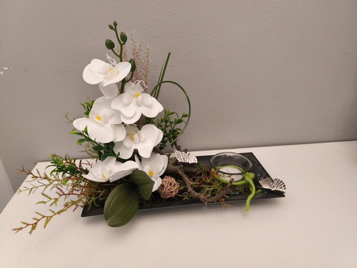 Orchideegesteck weiß