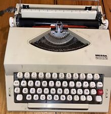 Schreibmaschine Messa 2002 Vintage portugiesische Typografie Portugal Saudade