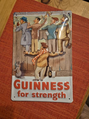 Guinness erhabenes blechschild - guinness,