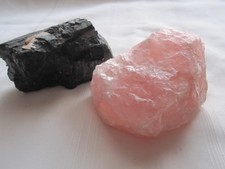 Mineralien Rosenquarz und