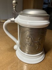 Royal Porzellan Bavaria KPM Handarbeit Bierkrug mit Zinndeckel Pferdemotiv